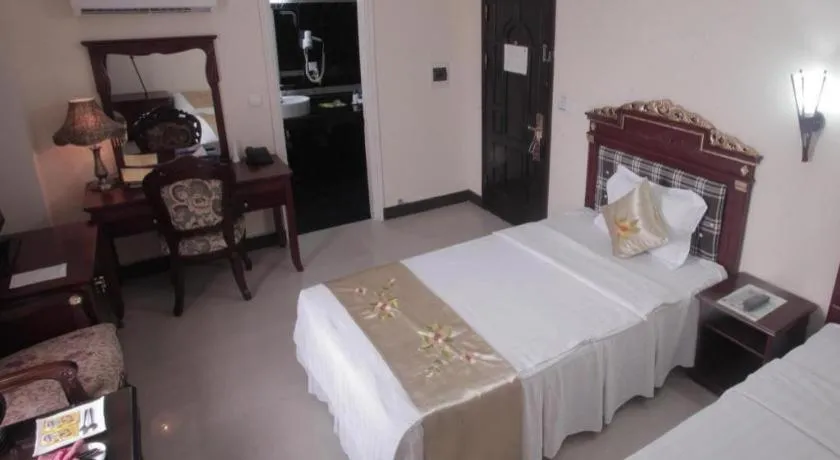Bed in Hoang Long Hotel - Hai Phong City Center