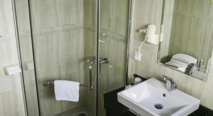 Hoang Long Hotel - Hai Phong City Center