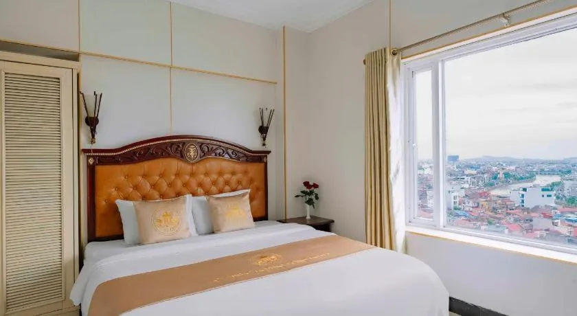 Bed in Hoang Long Hotel - Hai Phong City Center
