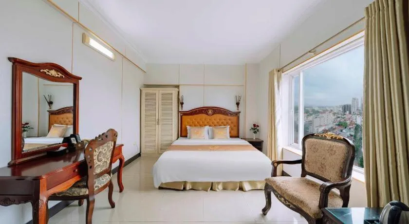 Bed in Hoang Long Hotel - Hai Phong City Center