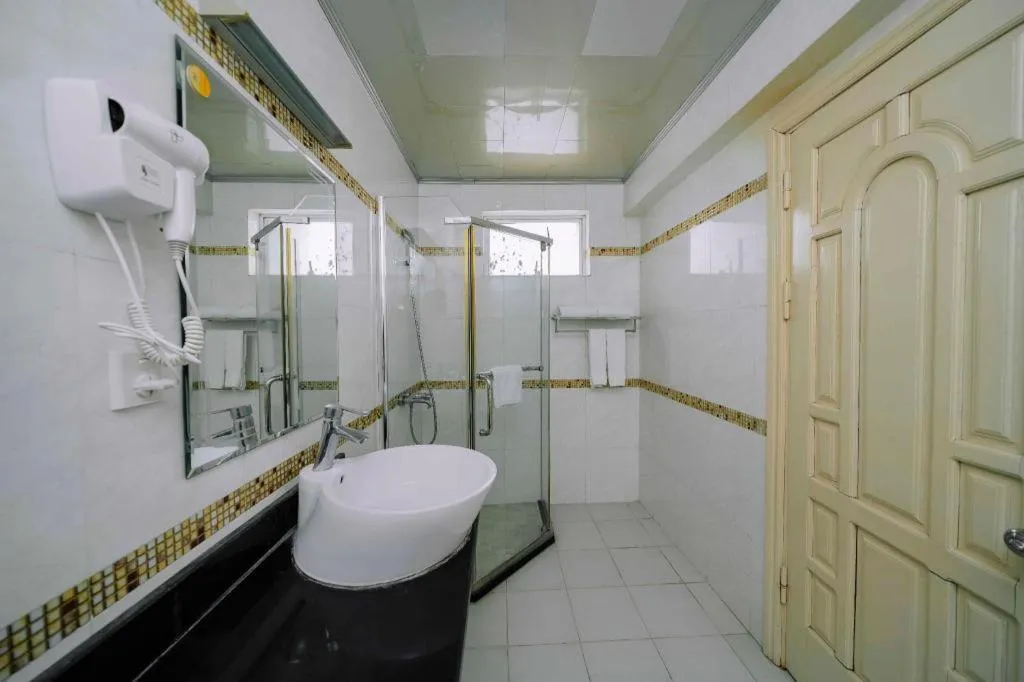 Hoang Long Hotel - Hai Phong City Center