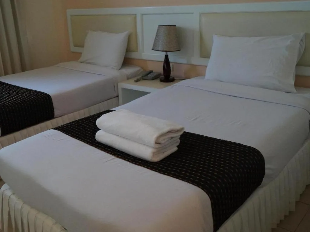 Bed in Seng Aroun Hotel