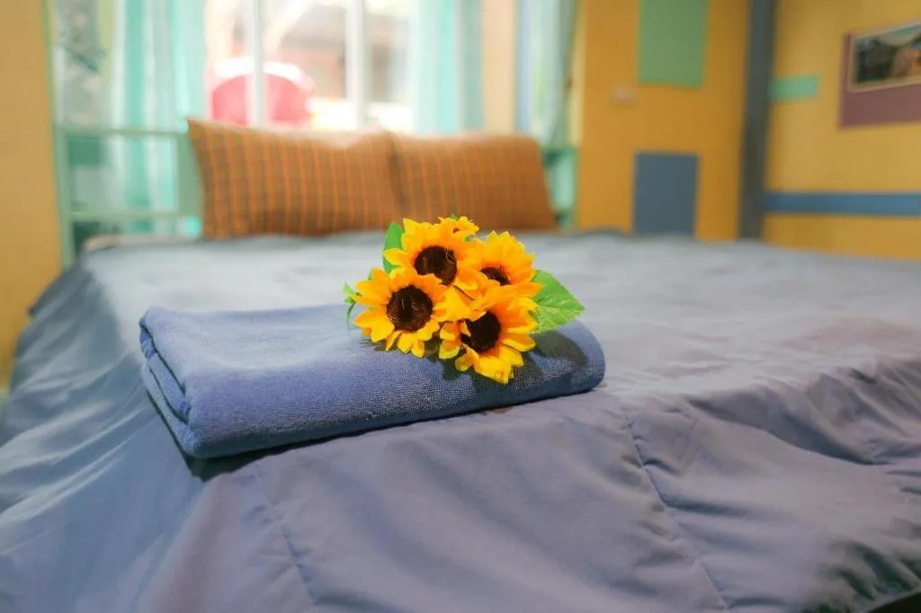 Bed in Tamsabai Resort