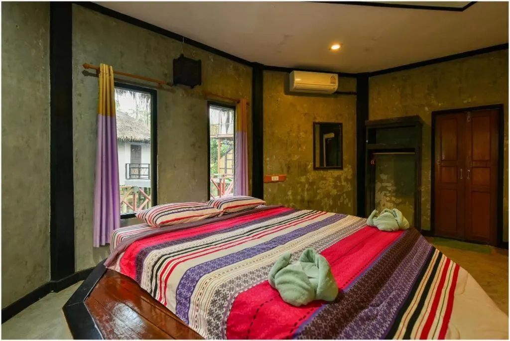 Bed in Tamsabai Resort