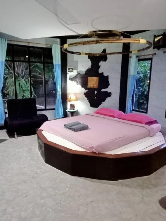 Bed in Tamsabai Resort