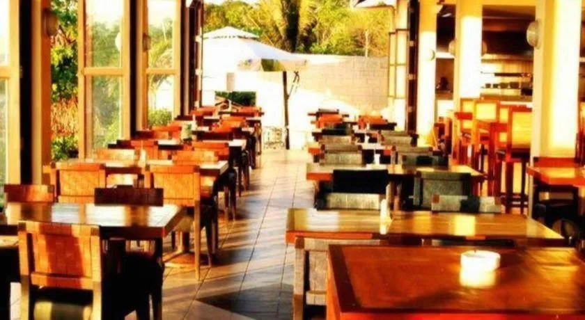 Kahuna Beach Resort and Spa