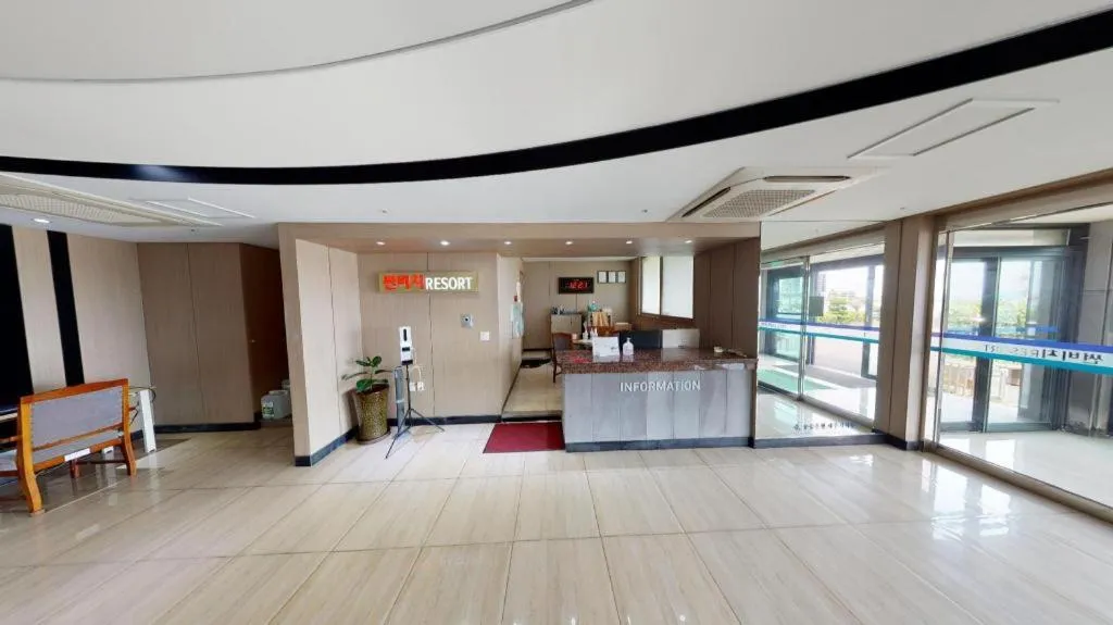 Jeju Sunbeach Hotel & Resort