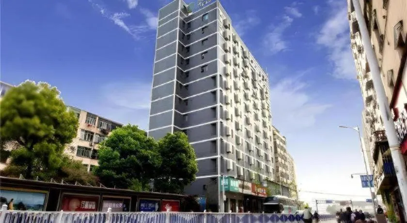 City Comfort Inn Nanchang Bayi Square Railway Station