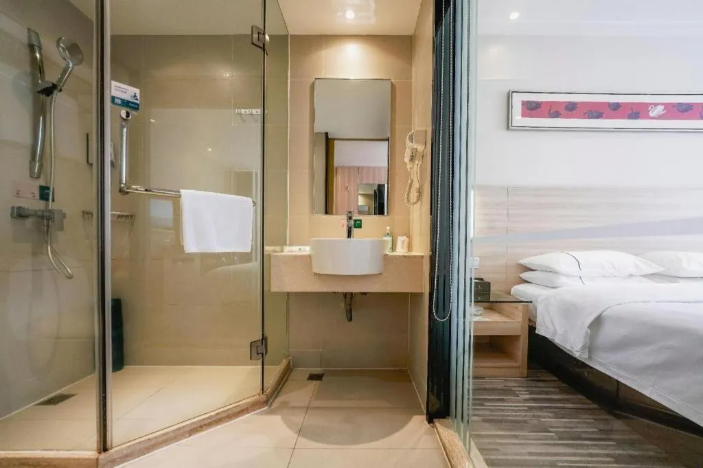 Bed in City Comfort Inn Nanchang Bayi Square Railway Station