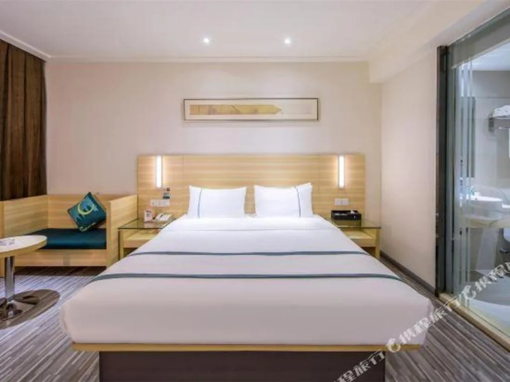 Bed in City Comfort Inn Nanchang Bayi Square Railway Station