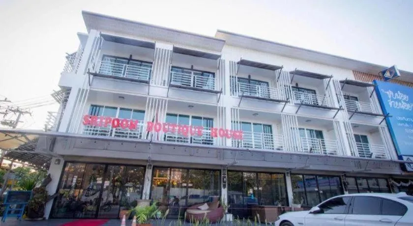 Sripoom Boutique House