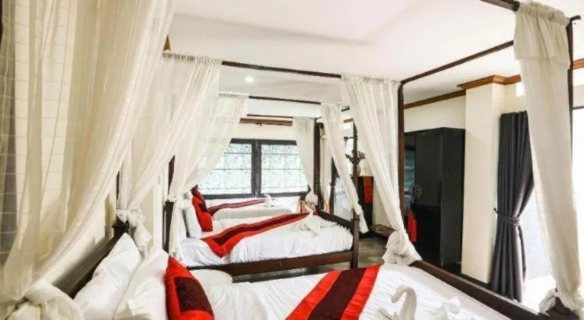 Bed in Sripoom Boutique House