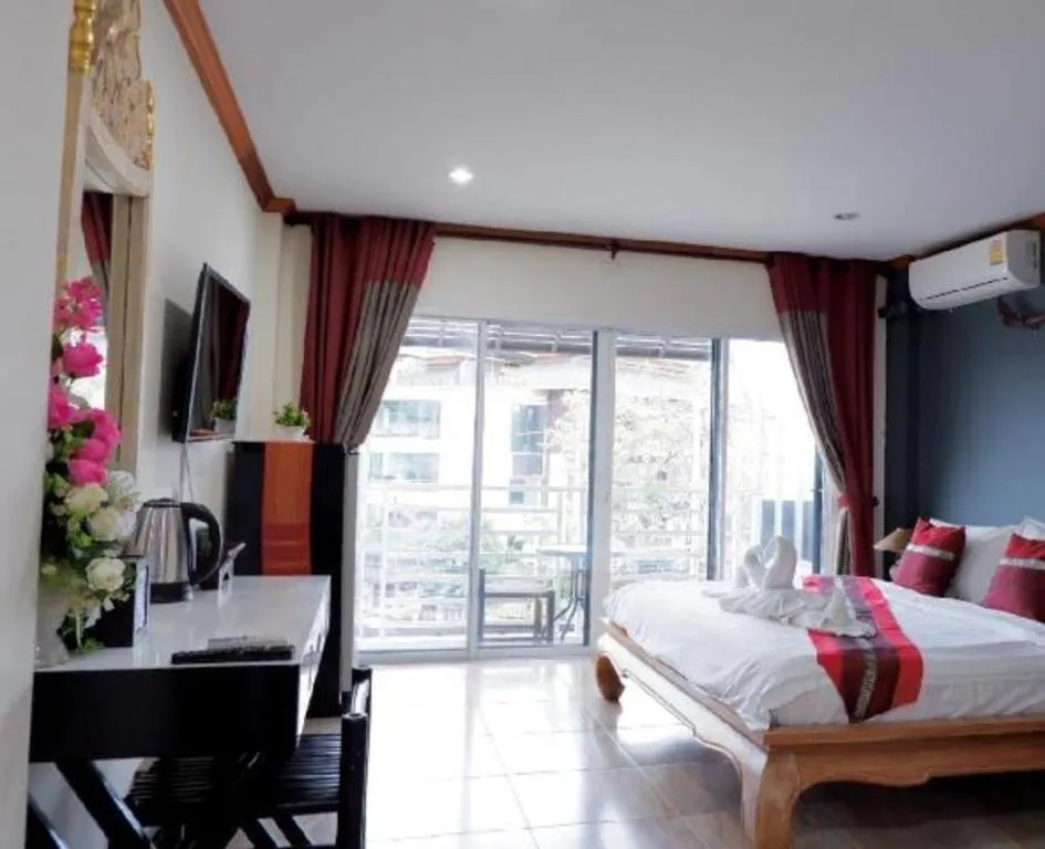 Bed in Sripoom Boutique House