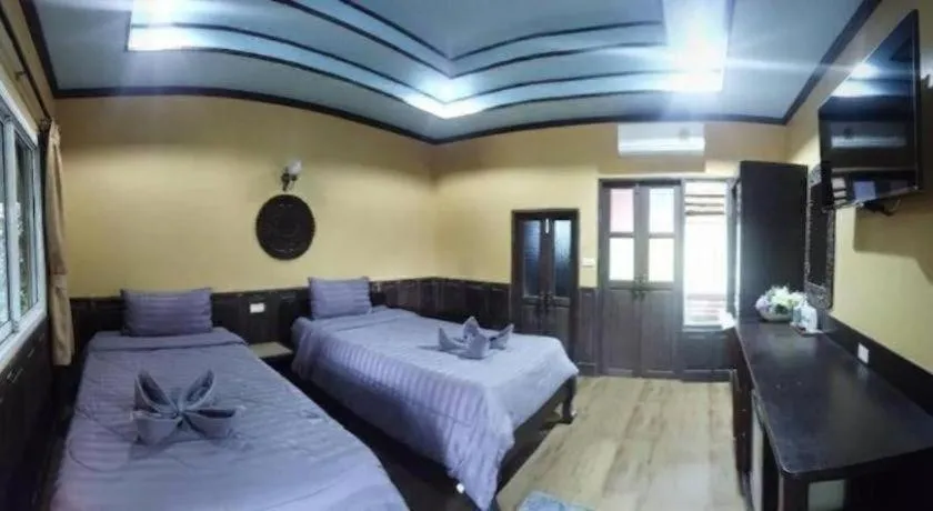 Bed in Wangnamkhao Resort