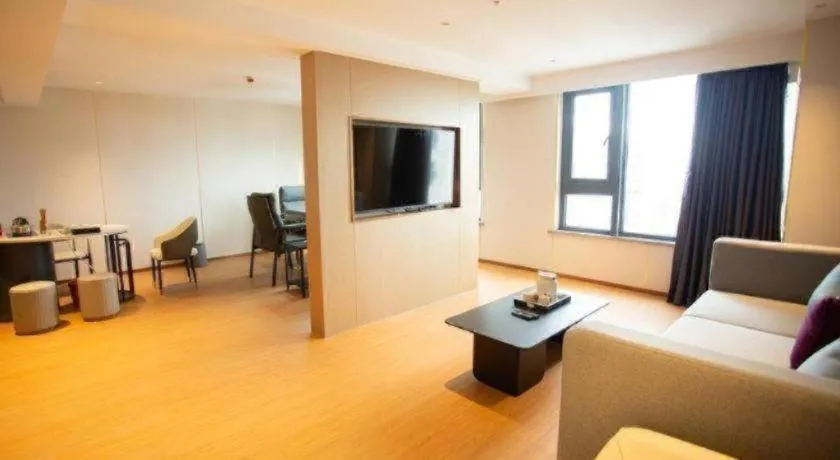 Lavande Hotel·Dongxing Port