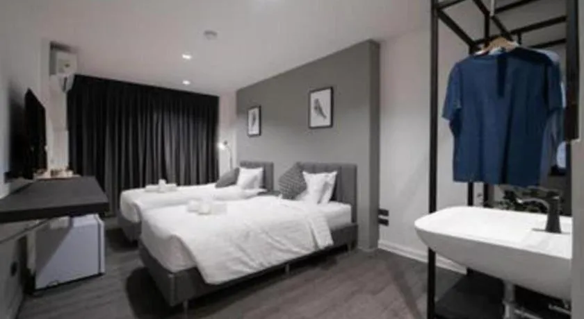 Bed in KOWTHA RIVERTEL