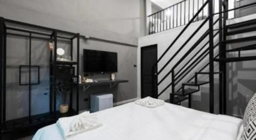 Bed in KOWTHA RIVERTEL