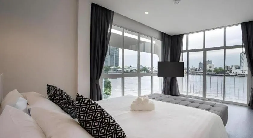 Bed in KOWTHA RIVERTEL