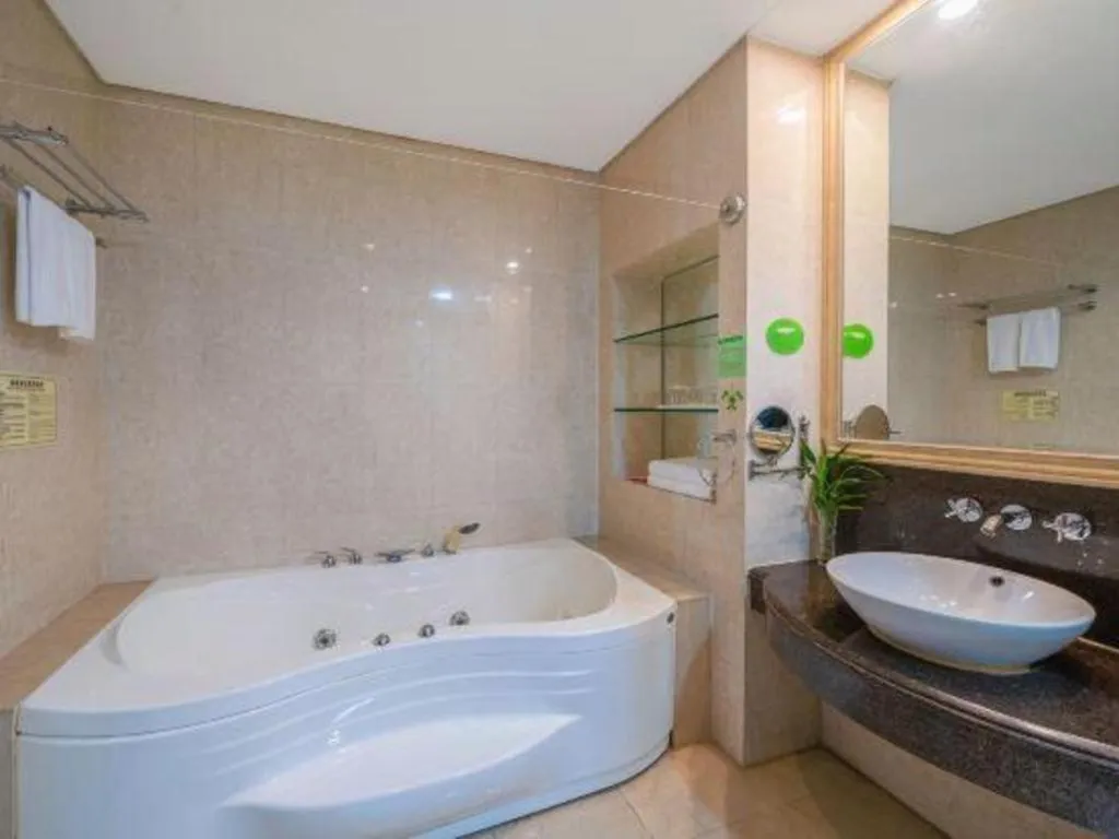 Chinflux Mandarin Hotel