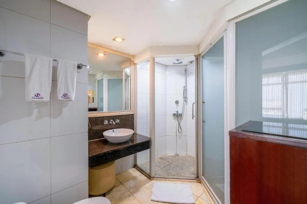 Chinflux Mandarin Hotel