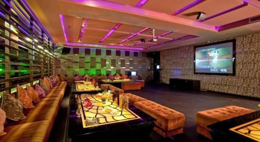 Chinflux Mandarin Hotel