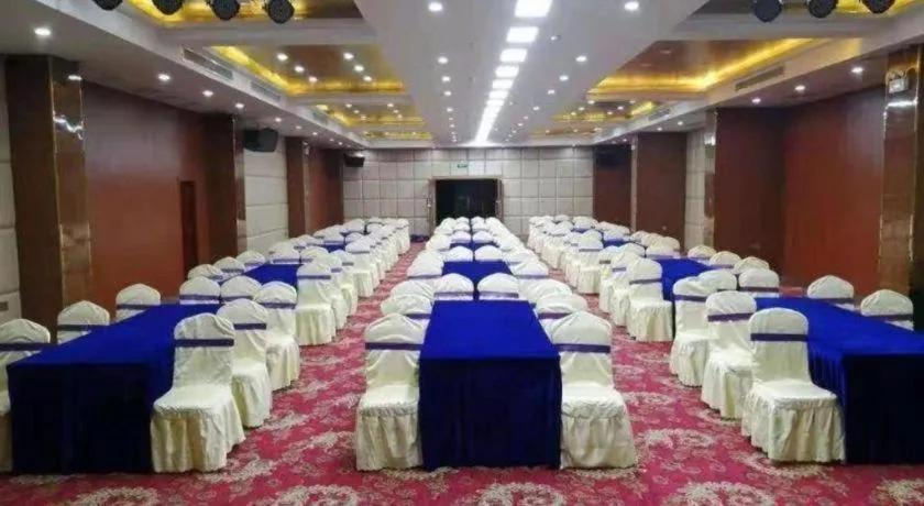 Chinflux Mandarin Hotel