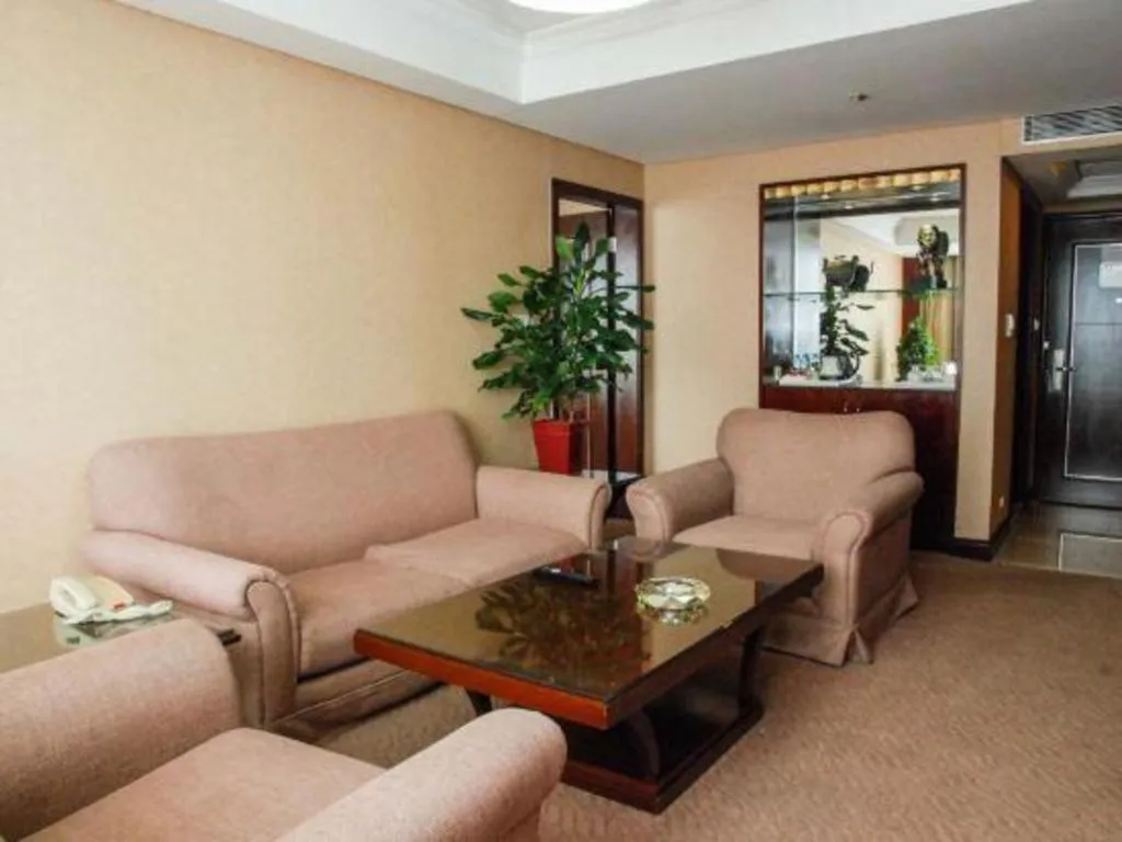 Chinflux Mandarin Hotel