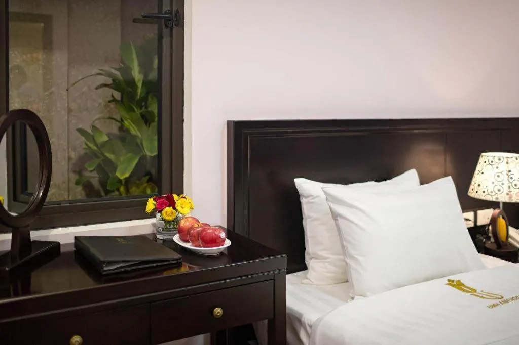 Bed in Binh Anh Hotel Hanoi