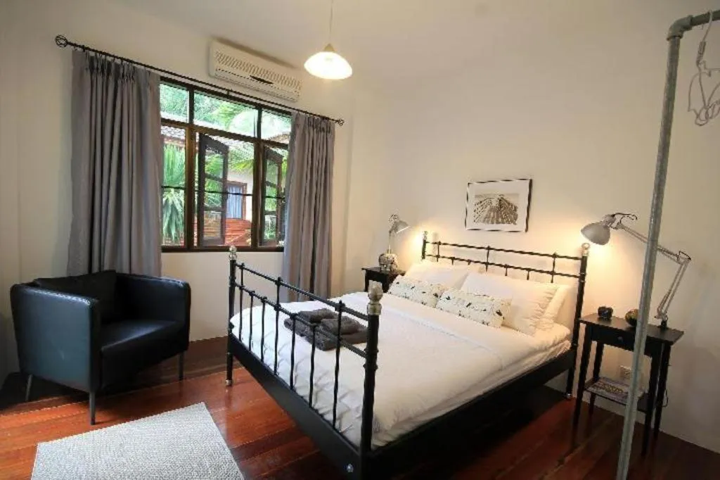 Bed in Seascape Resort Baan Krood