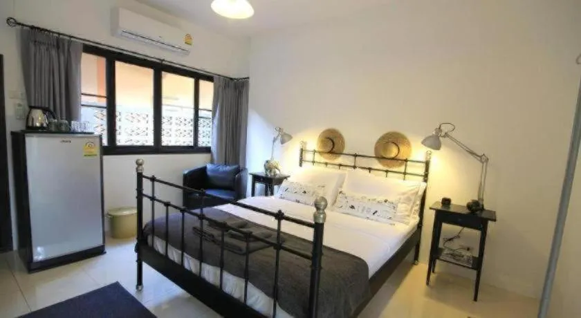 Bed in Seascape Resort Baan Krood