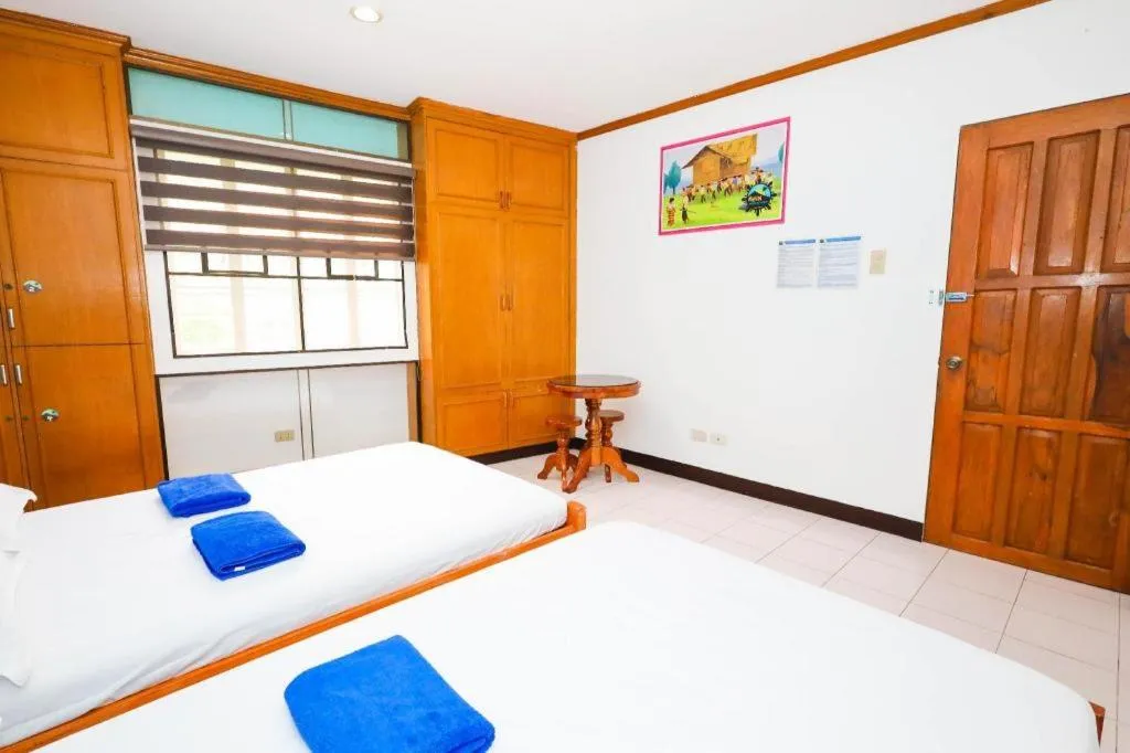 Bed in Mayon Backpackers Hostel