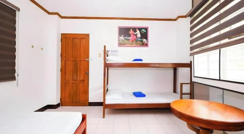 Bed in Mayon Backpackers Hostel