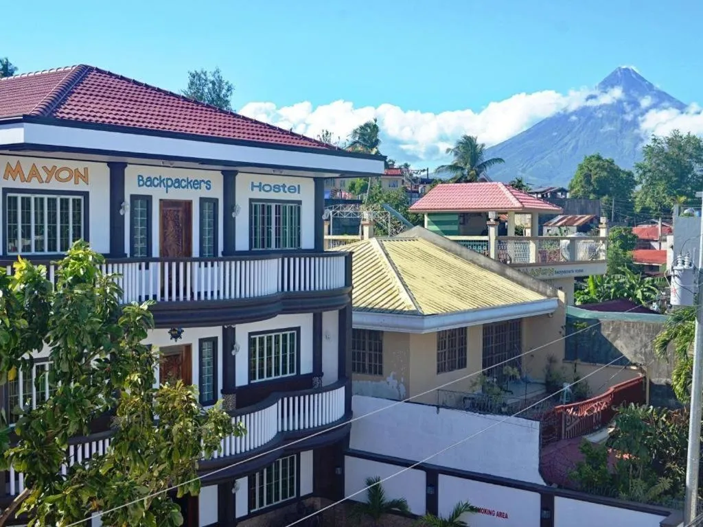 Mayon Backpackers Hostel
