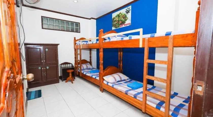 Bed in Mayon Backpackers Hostel