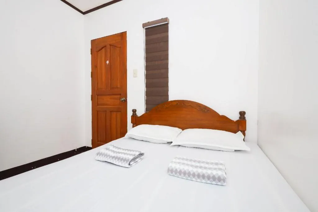 Bed in Mayon Backpackers Hostel