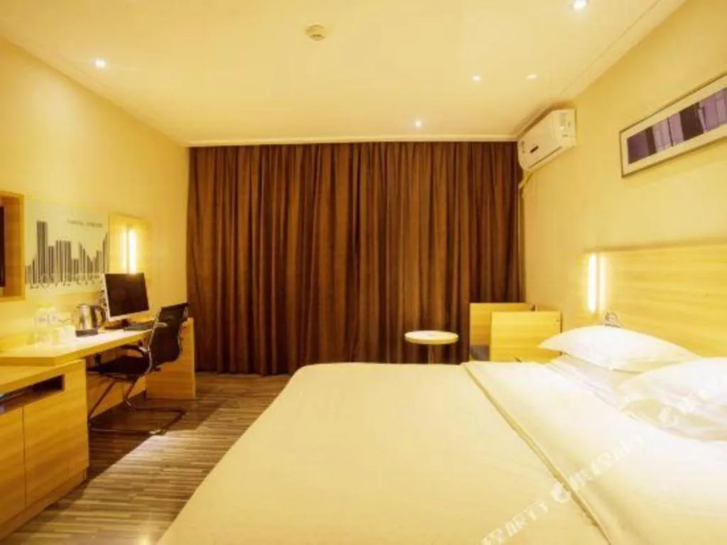 Bed in City Comfort Inn Hechi Nandan