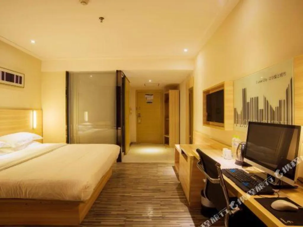 Bed in City Comfort Inn Hechi Nandan