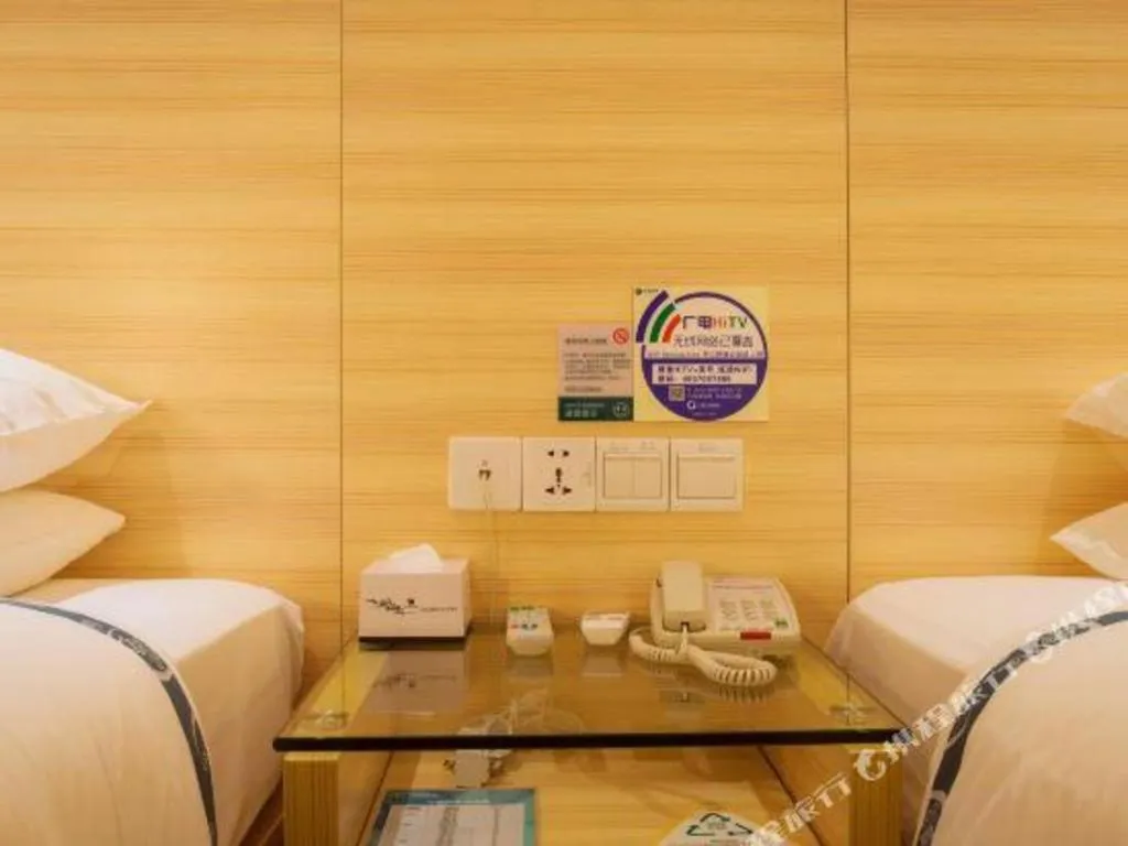 Bed in City Comfort Inn Hechi Nandan