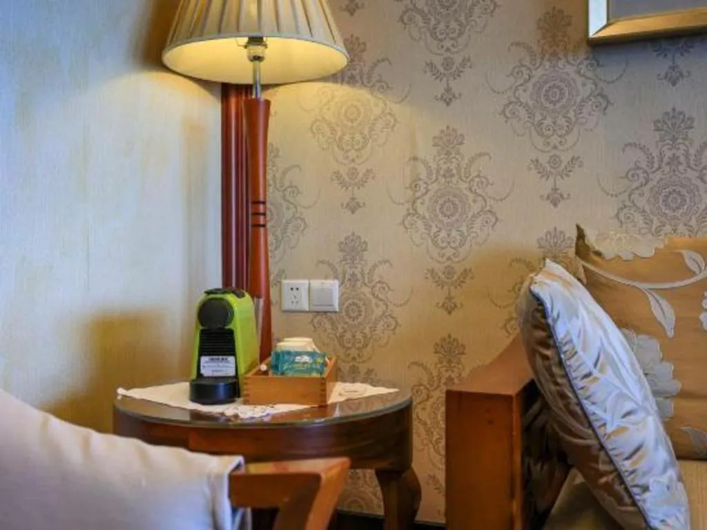 Bed in Hangzhou Lingtao Pavilion Hotel