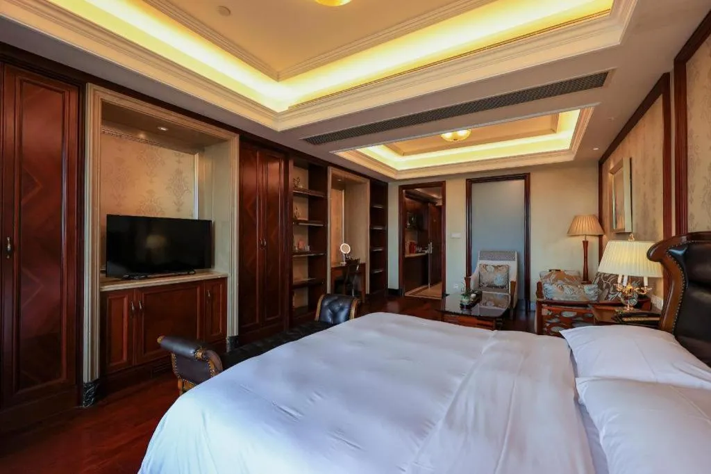 Bed in Hangzhou Lingtao Pavilion Hotel