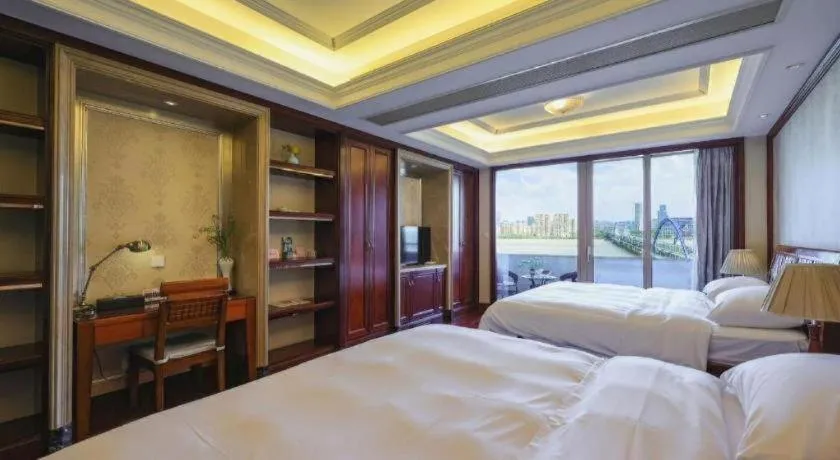 Bed in Hangzhou Lingtao Pavilion Hotel