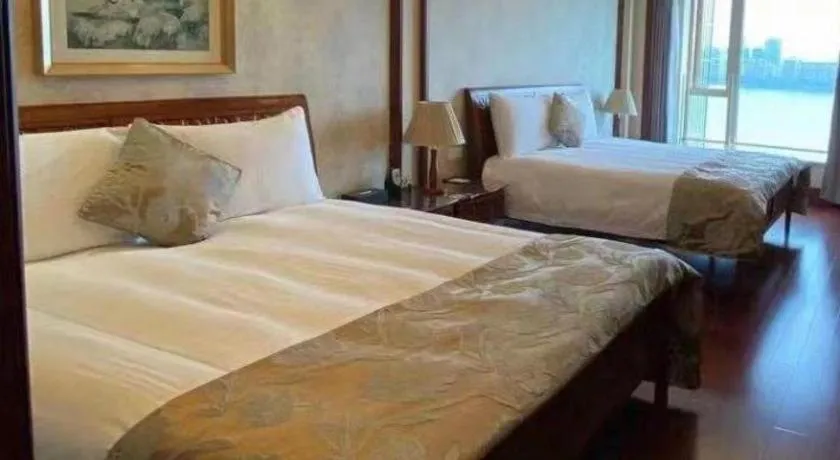 Bed in Hangzhou Lingtao Pavilion Hotel