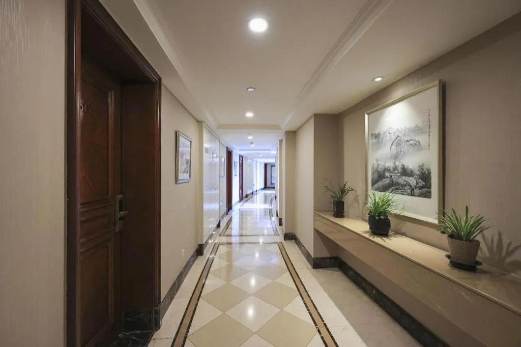 Hangzhou Lingtao Pavilion Hotel