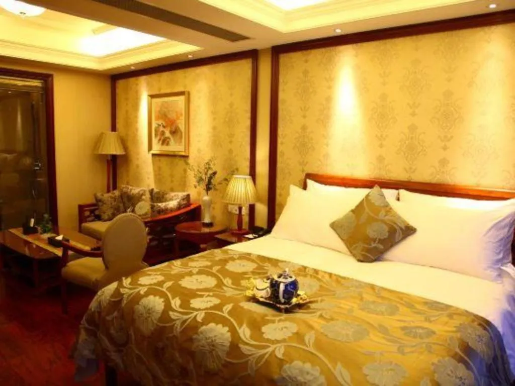 Bed in Hangzhou Lingtao Pavilion Hotel