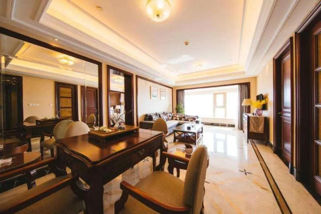 Hangzhou Lingtao Pavilion Hotel