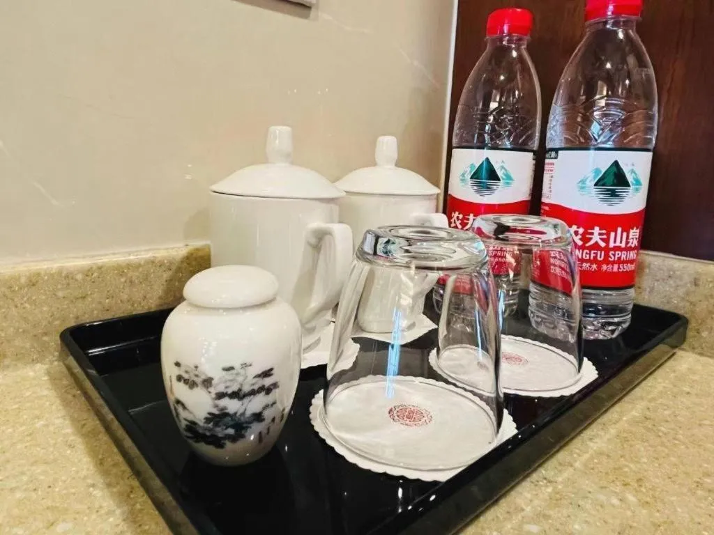 Hangzhou Lingtao Pavilion Hotel