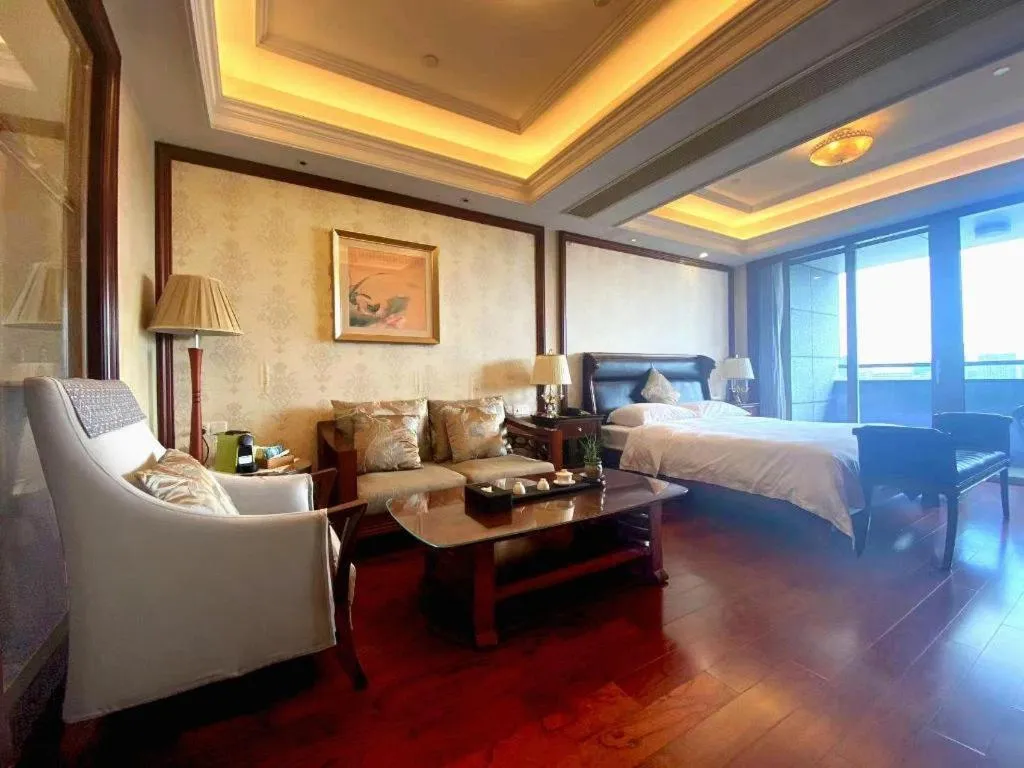 Bed in Hangzhou Lingtao Pavilion Hotel