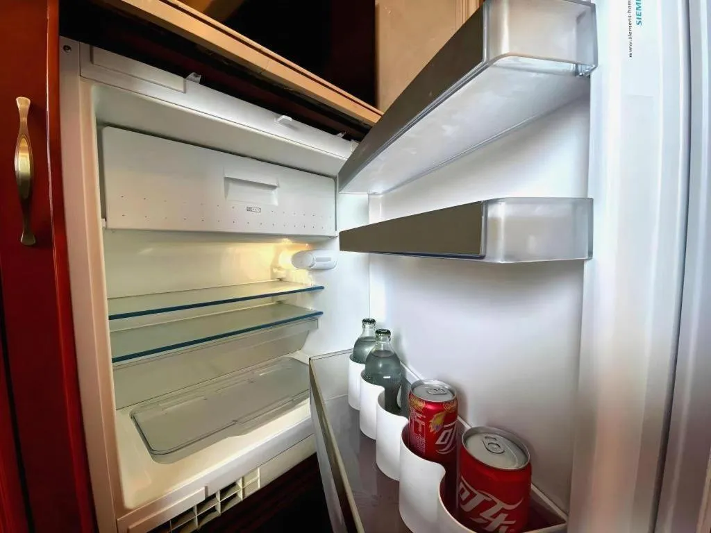 Hangzhou Lingtao Pavilion Hotel