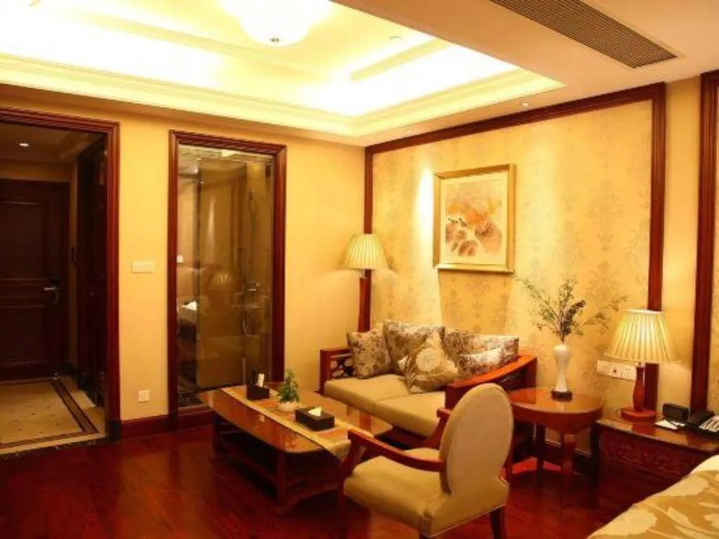 Hangzhou Lingtao Pavilion Hotel