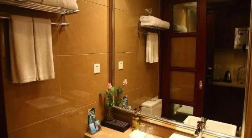 Hangzhou Lingtao Pavilion Hotel